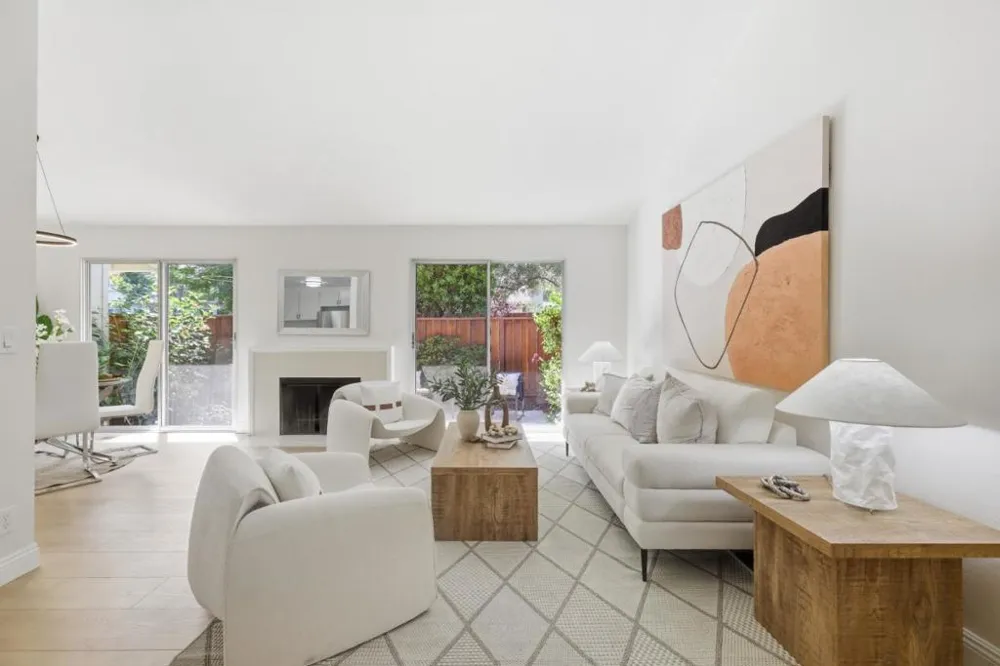 10939 Northshore Square Cupertino, CA 95014
