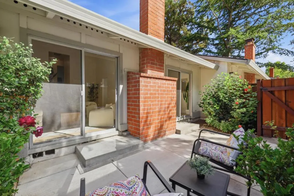 10939 Northshore Square Cupertino, CA 95014