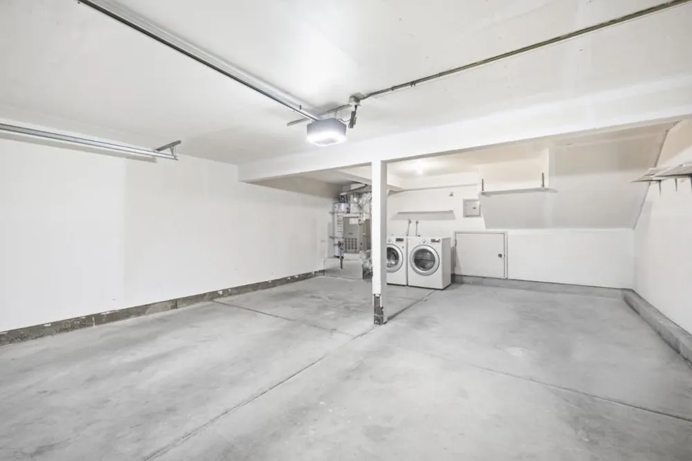 10939 Northshore Square Cupertino, CA 95014