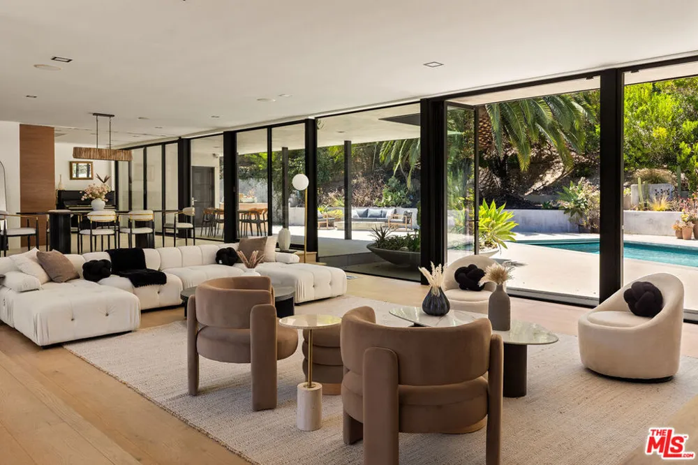 9991 Liebe Drive Los Angeles, CA 90210
