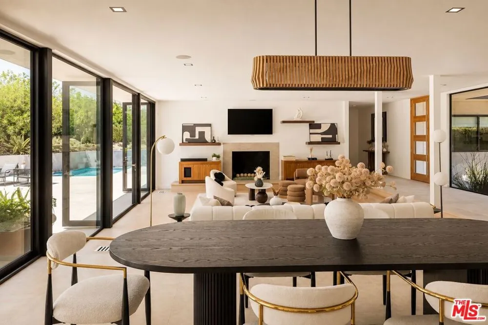 9991 Liebe Drive Los Angeles, CA 90210