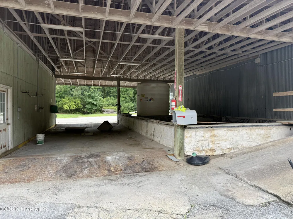28536 Us 264 Highway E Belhaven, NC 27810