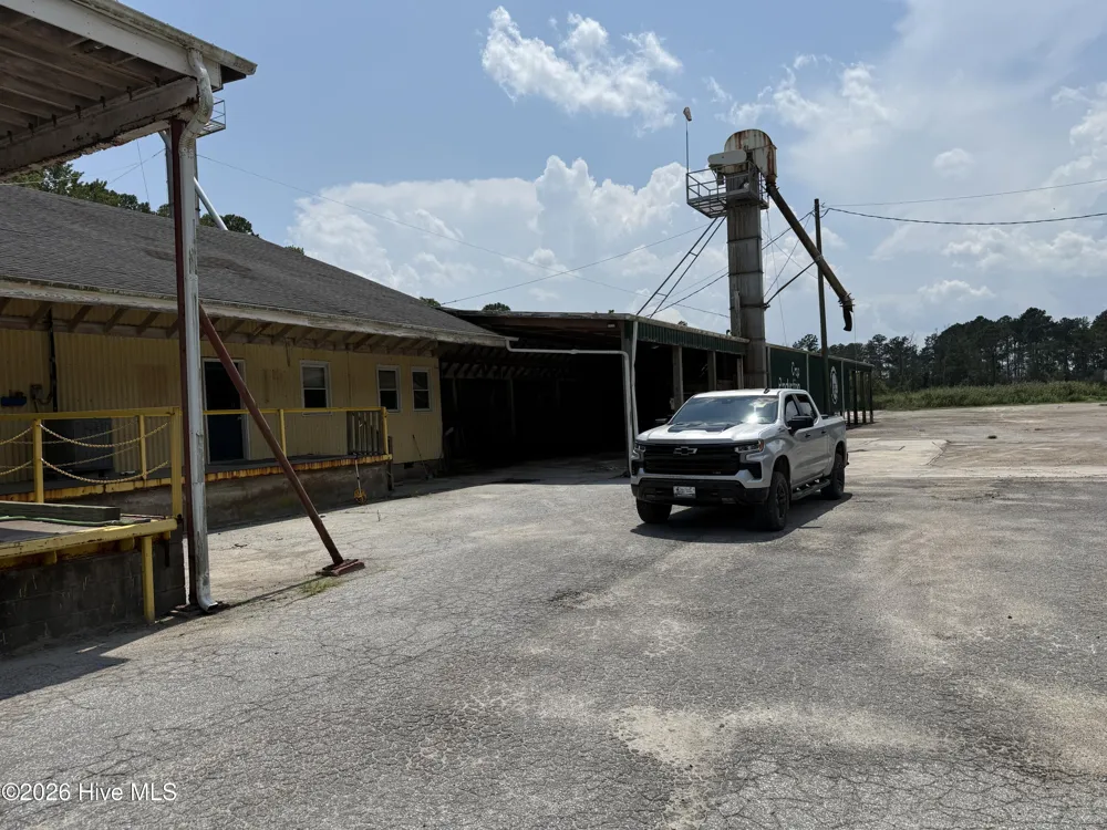 28536 Us 264 Highway E Belhaven, NC 27810
