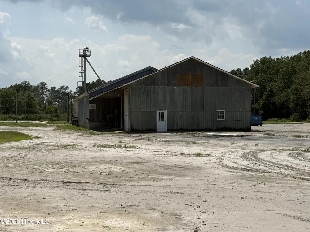 28536 Us 264 Highway E Belhaven, NC 27810