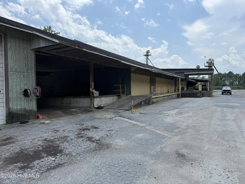 28536 Us 264 Highway E Belhaven, NC 27810