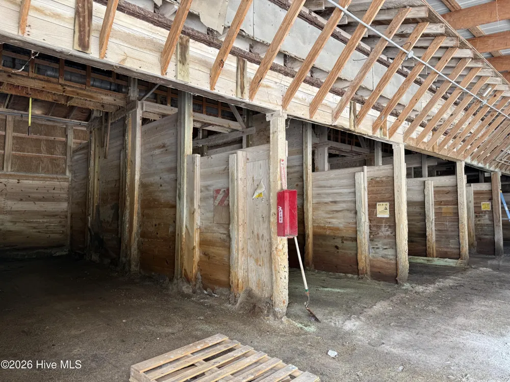 28536 Us 264 Highway E Belhaven, NC 27810