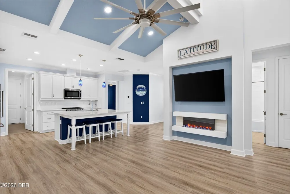 329 Pop Top Lane Daytona Beach, FL 32124