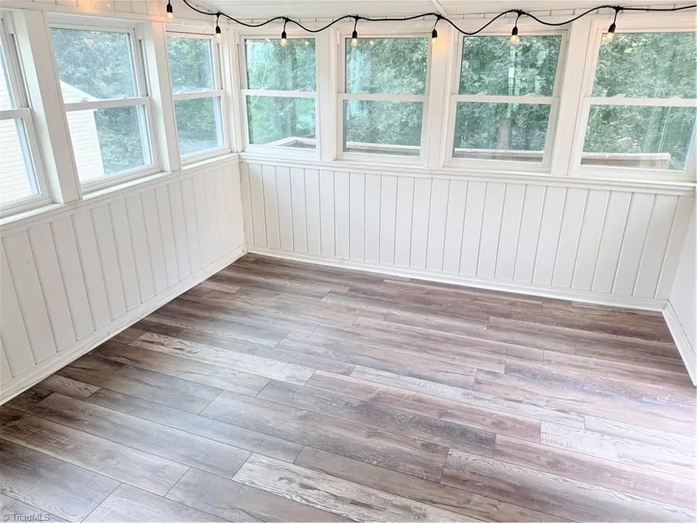 7605 Keating Drive Stokesdale, NC 27310
