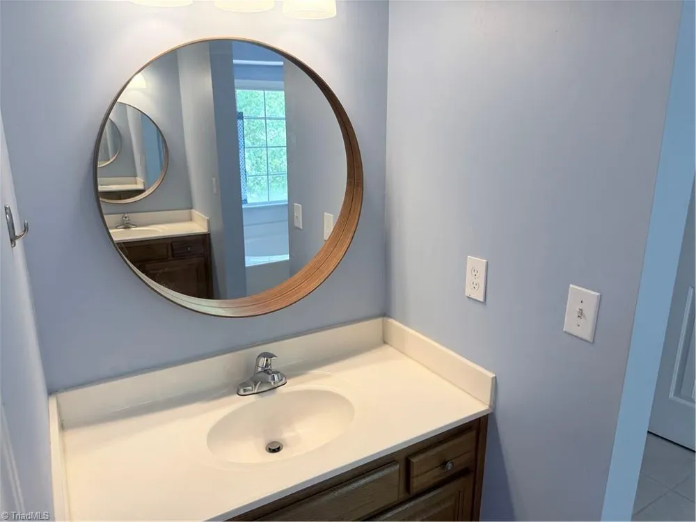 7605 Keating Drive Stokesdale, NC 27310