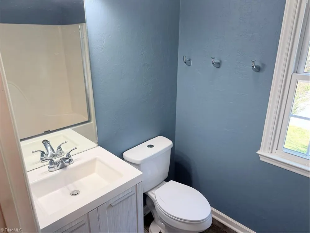 7605 Keating Drive Stokesdale, NC 27310