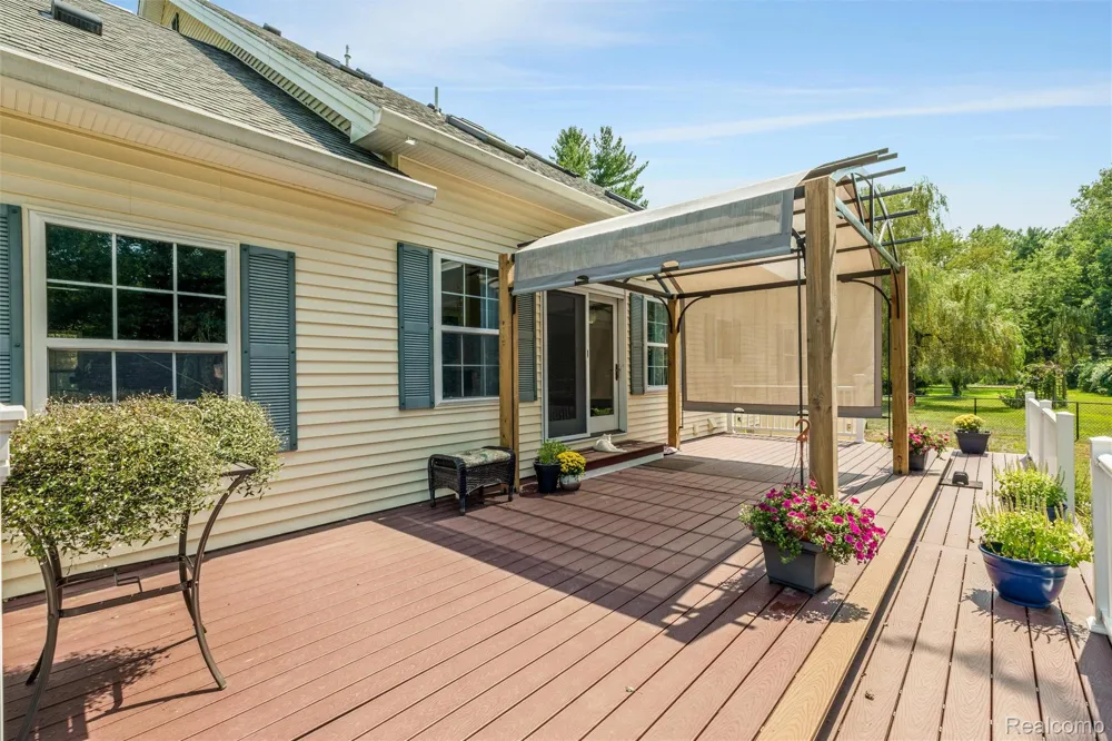 21280 Merriman Road Huron Charter Township, MI 48164
