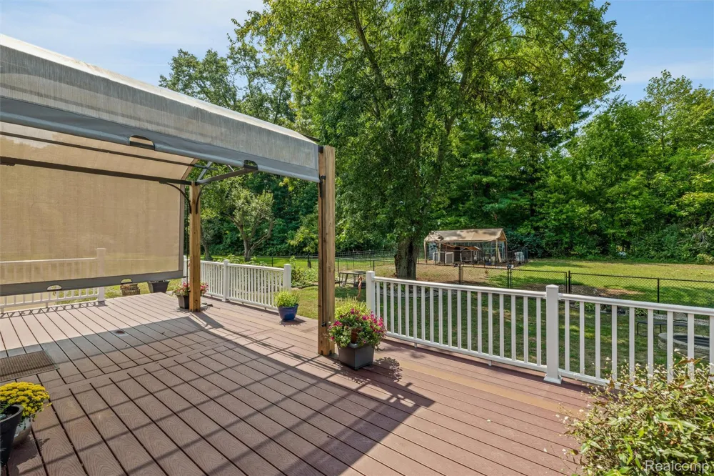 21280 Merriman Road Huron Charter Township, MI 48164