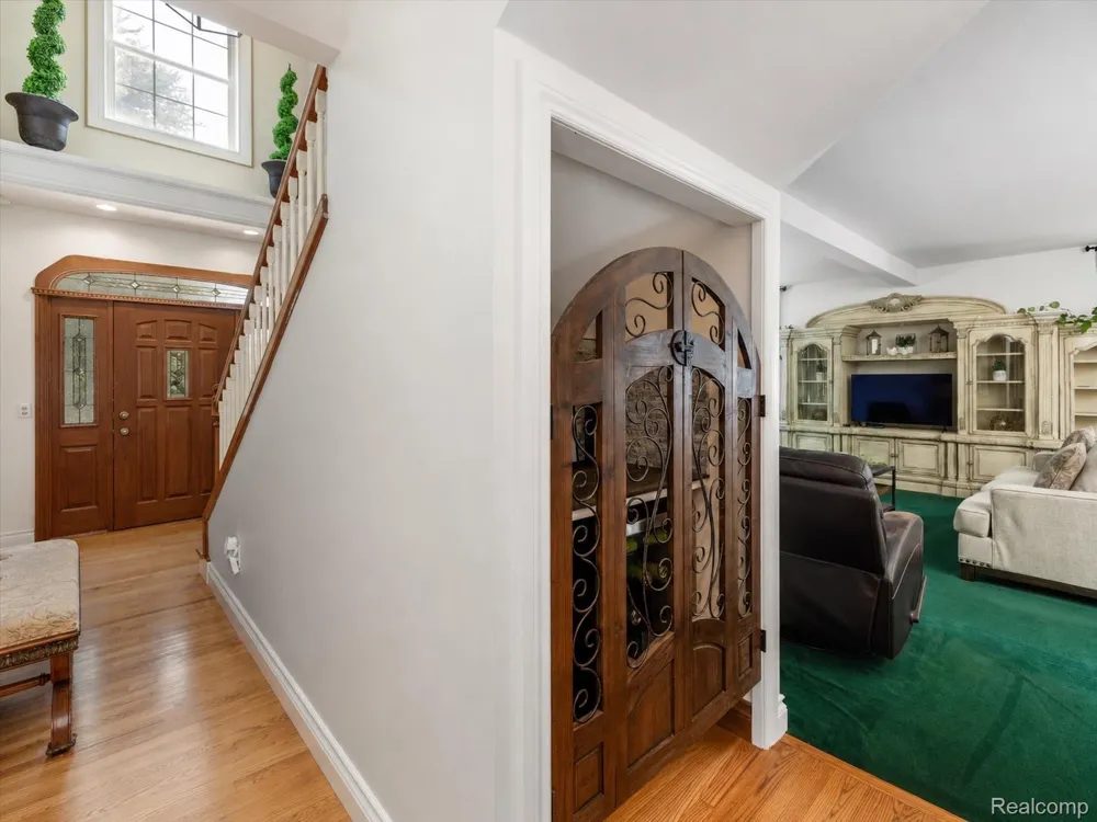 21280 Merriman Road Huron Charter Township, MI 48164