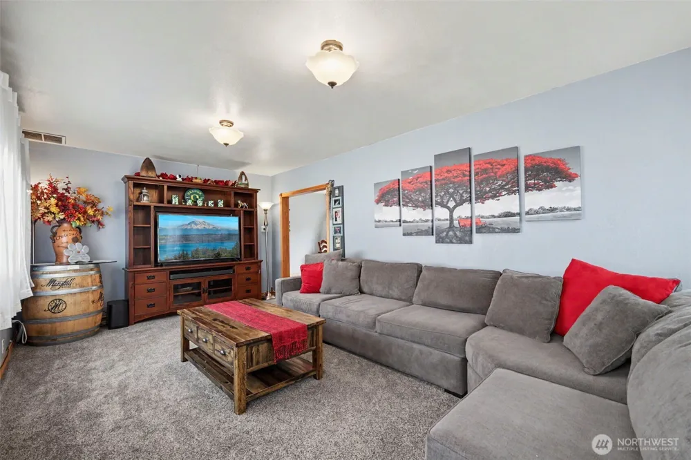 202 E STREET SW Auburn, WA 98001