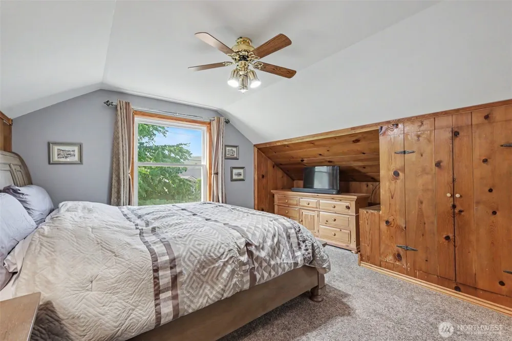 202 E STREET SW Auburn, WA 98001