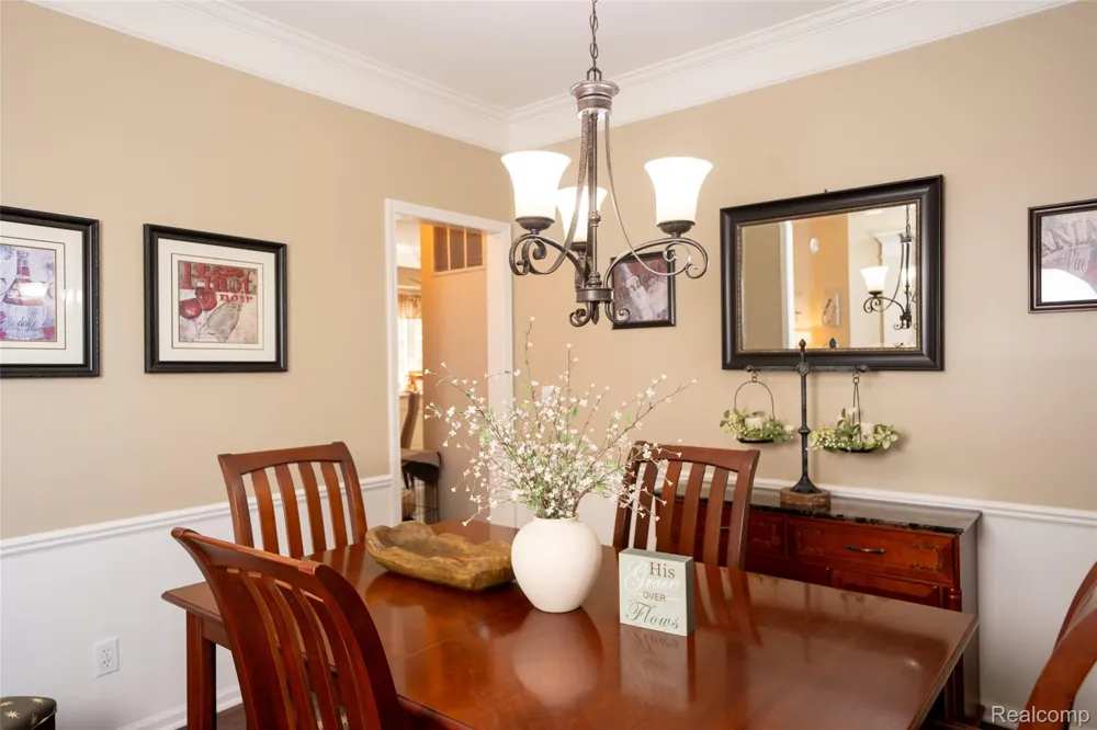 48806 Michaywe Drive Macomb Township, MI 48044