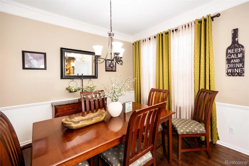 48806 Michaywe Drive Macomb Township, MI 48044