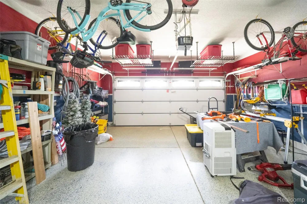 48806 Michaywe Drive Macomb Township, MI 48044