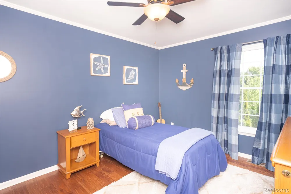 48806 Michaywe Drive Macomb Township, MI 48044