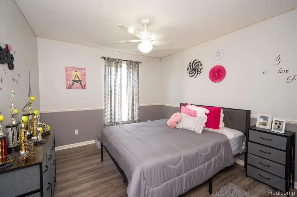 48806 Michaywe Drive Macomb Township, MI 48044