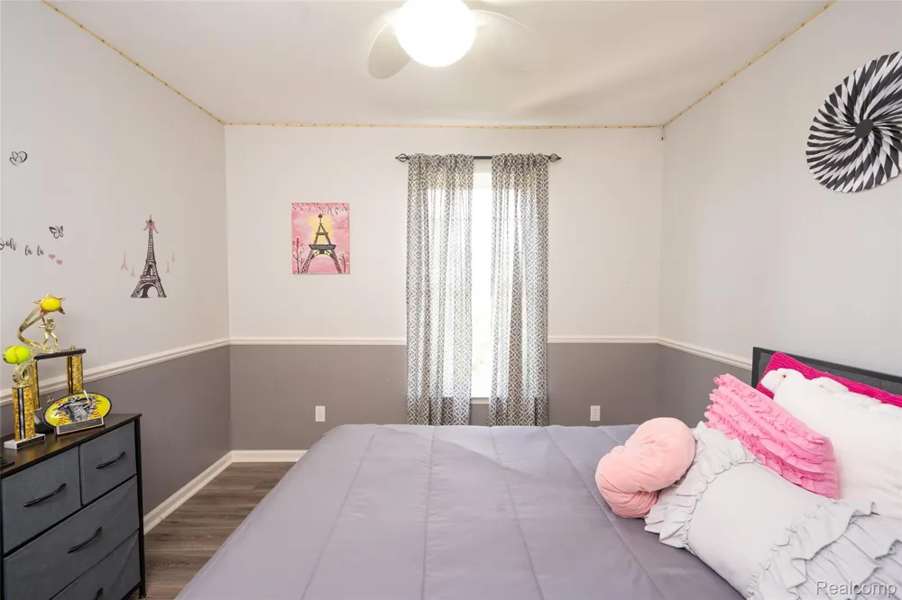 48806 Michaywe Drive Macomb Township, MI 48044