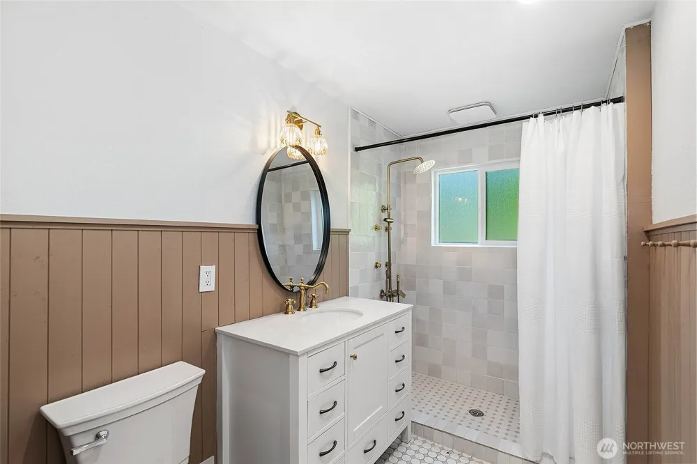 30005 21st Avenue SW Federal Way, WA 98023