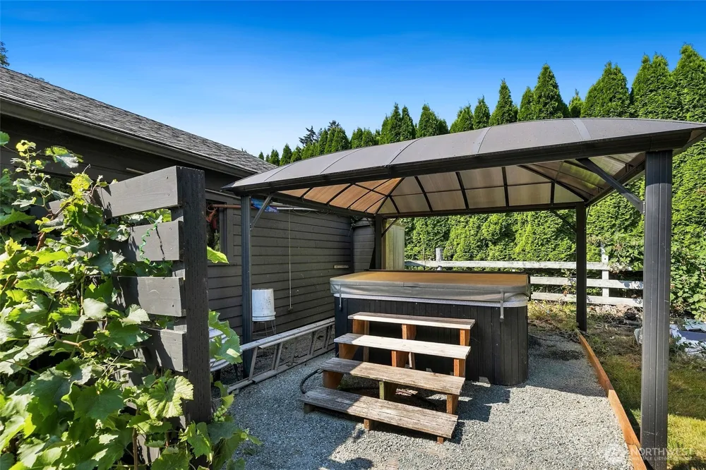 30005 21st Avenue SW Federal Way, WA 98023