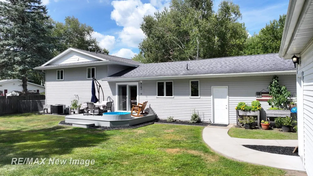 8195 Area Drive Thomas Township, MI 48609