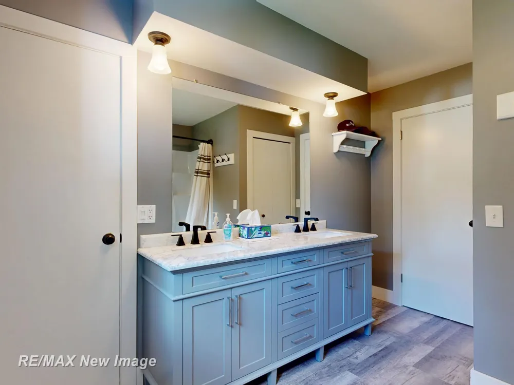 8195 Area Drive Thomas Township, MI 48609