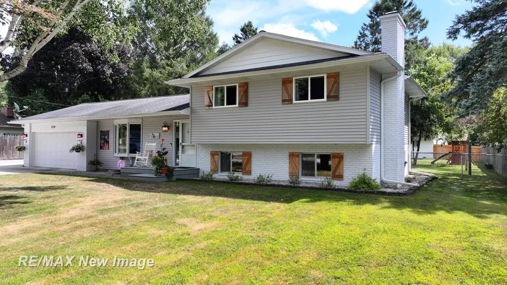 8195 Area Drive Thomas Township, MI 48609