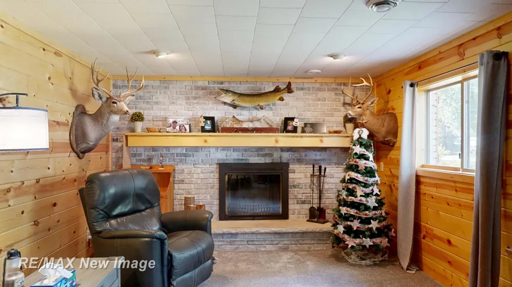 8195 Area Drive Thomas Township, MI 48609