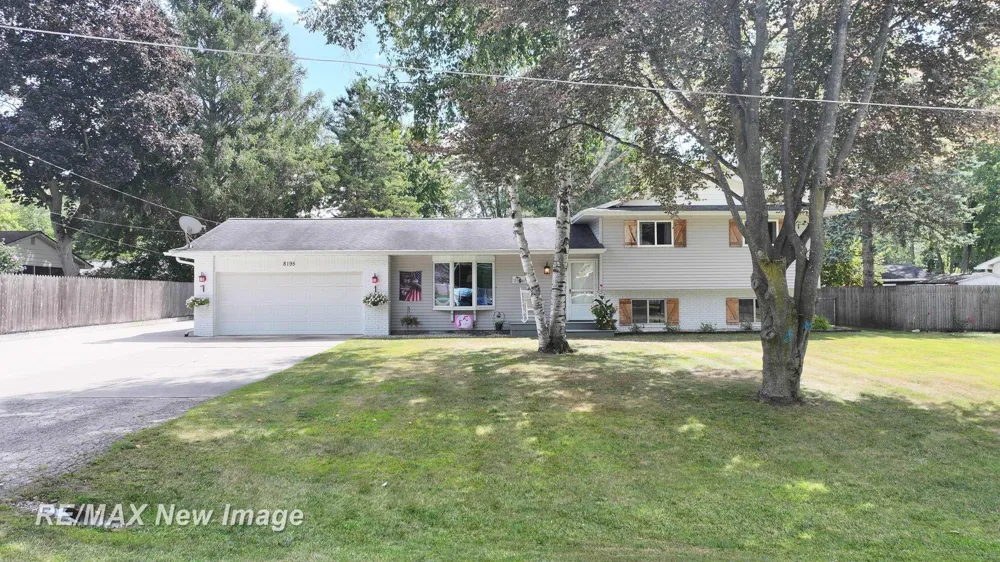 8195 Area Drive Thomas Township, MI 48609