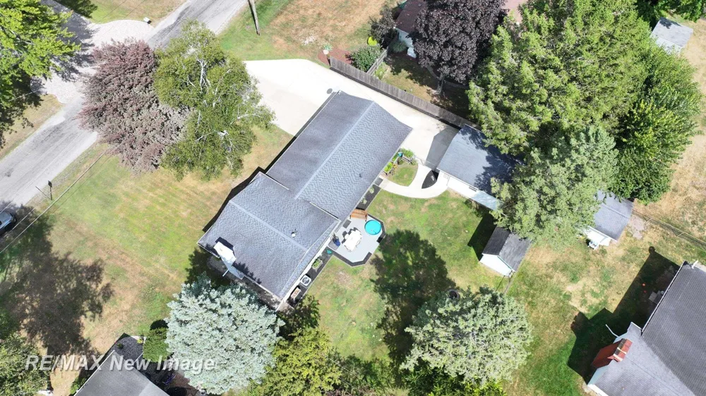 8195 Area Drive Thomas Township, MI 48609