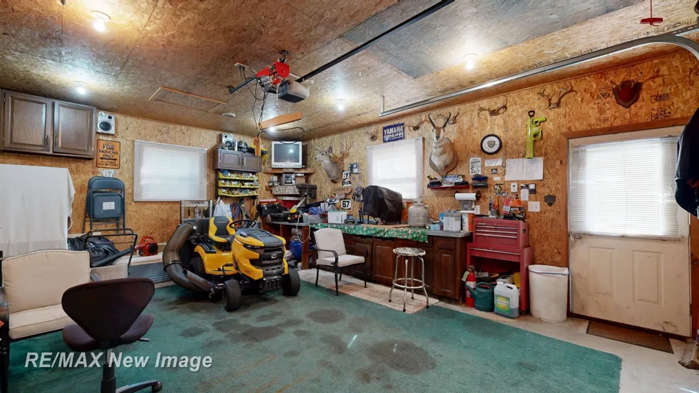 8195 Area Drive Thomas Township, MI 48609