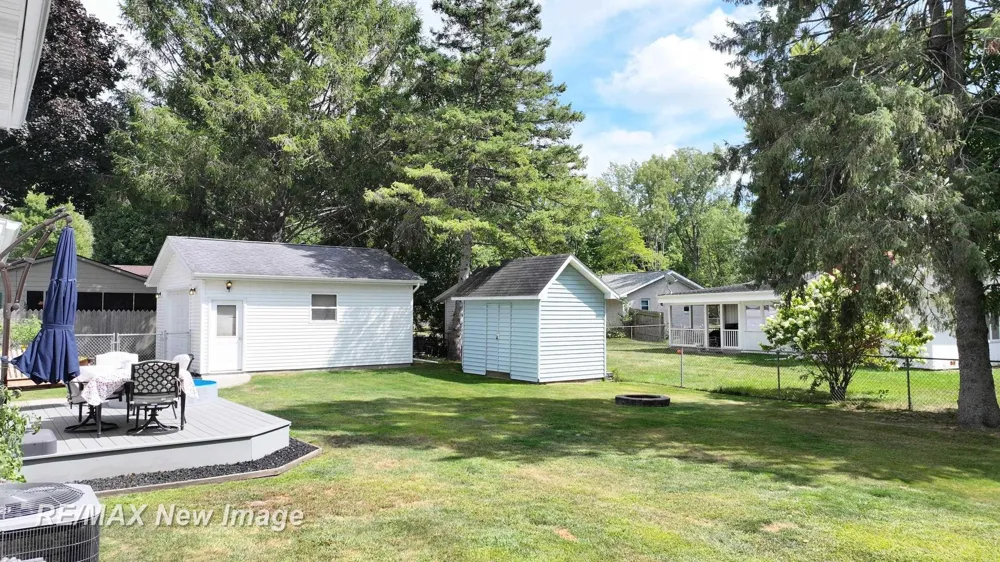 8195 Area Drive Thomas Township, MI 48609