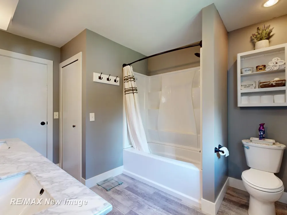 8195 Area Drive Thomas Township, MI 48609