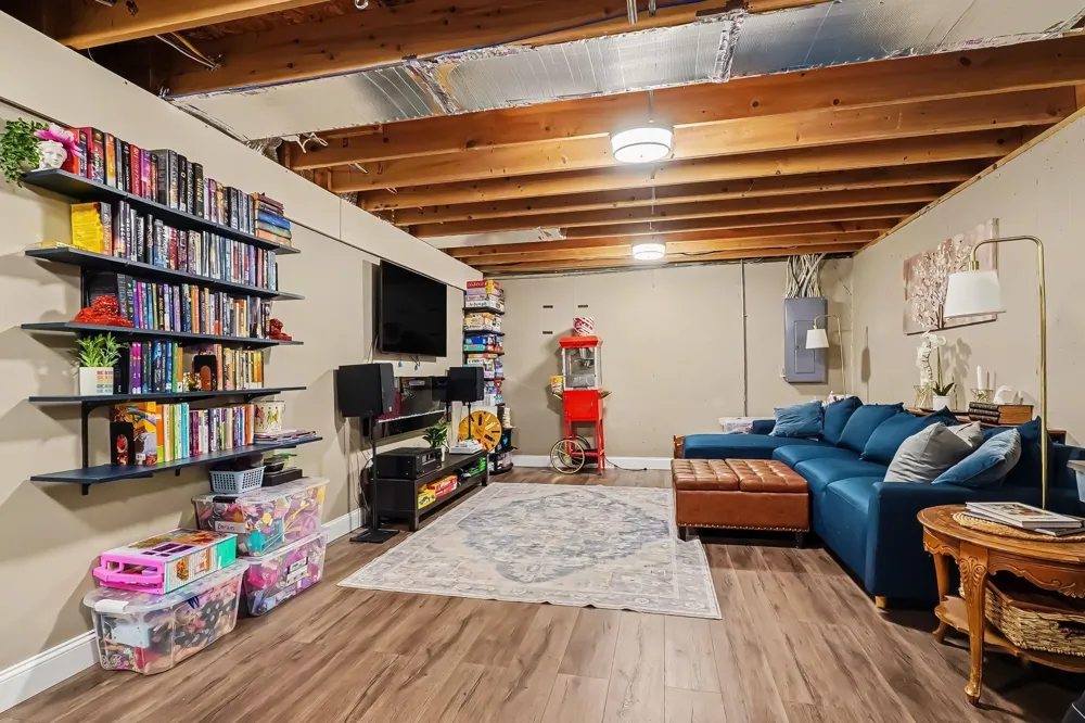 1013 Sweeney Street Mt Pleasant City, MI 48858