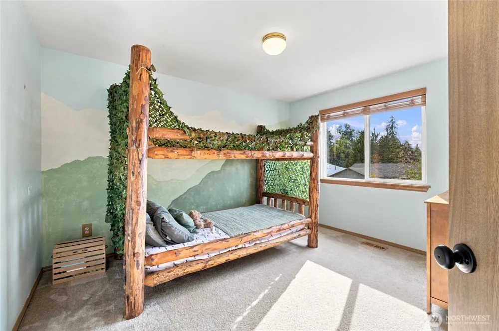 505 Hemlock Avenue Granite Falls, WA 98252