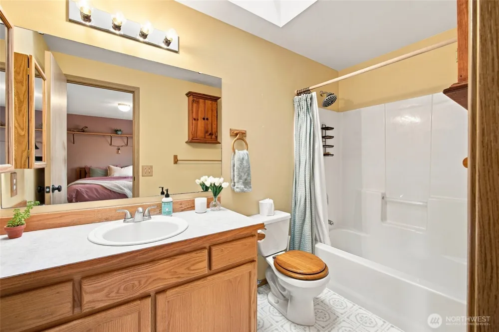 505 Hemlock Avenue Granite Falls, WA 98252
