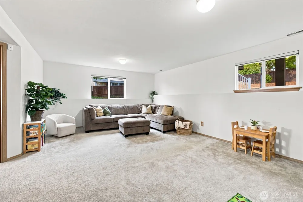 505 Hemlock Avenue Granite Falls, WA 98252