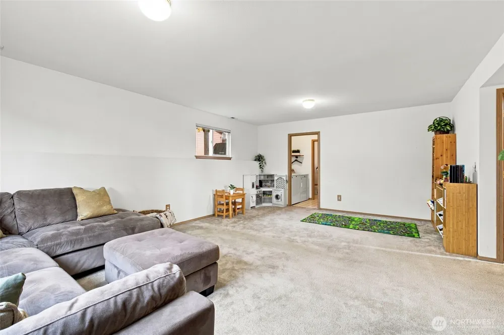 505 Hemlock Avenue Granite Falls, WA 98252