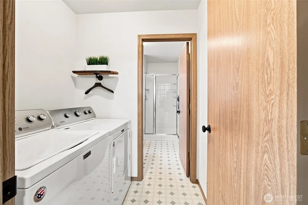 505 Hemlock Avenue Granite Falls, WA 98252