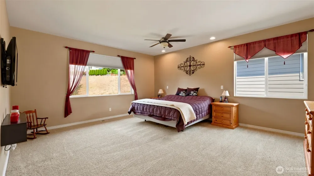 24610 SE 278th Street Maple Valley, WA 98038