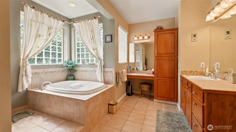 24610 SE 278th Street Maple Valley, WA 98038