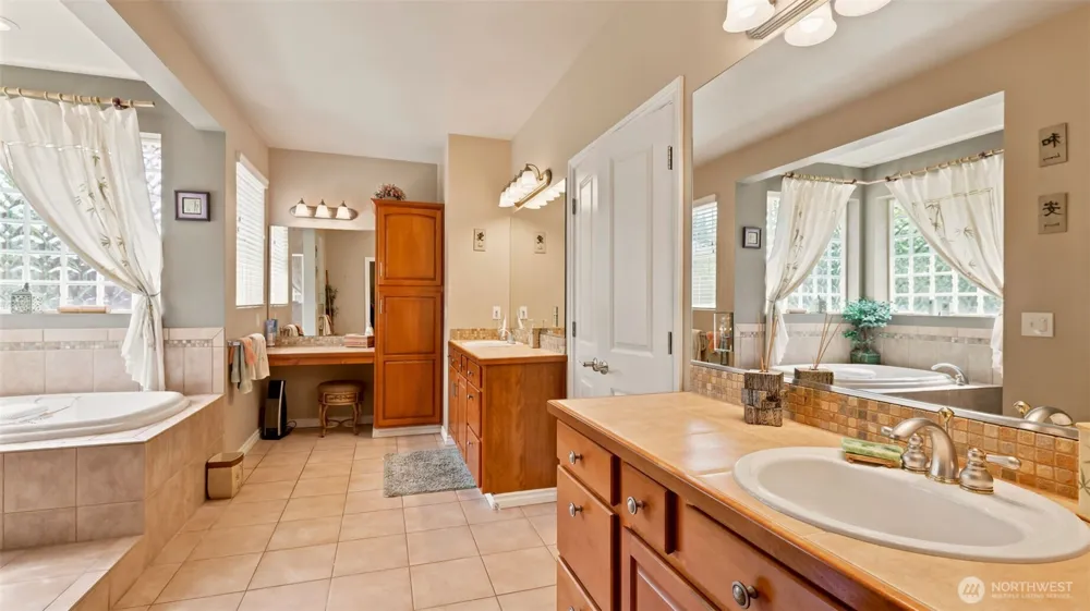 24610 SE 278th Street Maple Valley, WA 98038