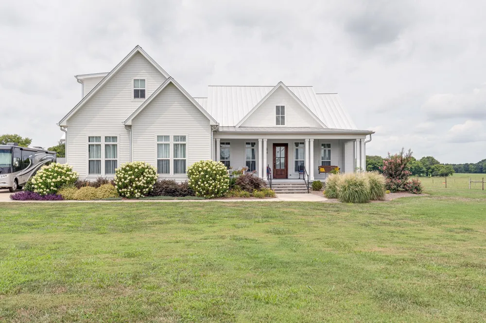 3130 Nashville Hwy Lewisburg, TN 37091