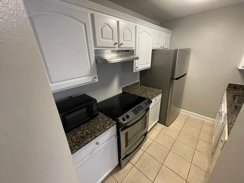 4708 WALDEN CIRCLE #1812 Orlando, FL 32811