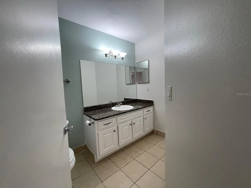 4708 WALDEN CIRCLE #1812 Orlando, FL 32811