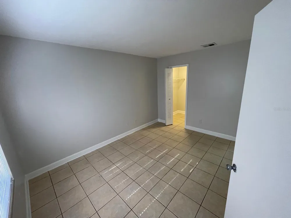 4708 WALDEN CIRCLE #1812 Orlando, FL 32811
