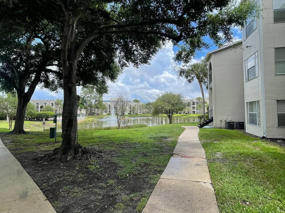 4708 WALDEN CIRCLE #1812 Orlando, FL 32811